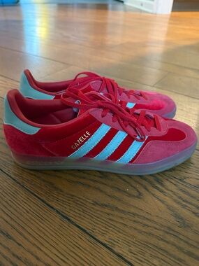 adidas Gazelle indoor Sneakers in better scarlett hazy green women’s 8.5